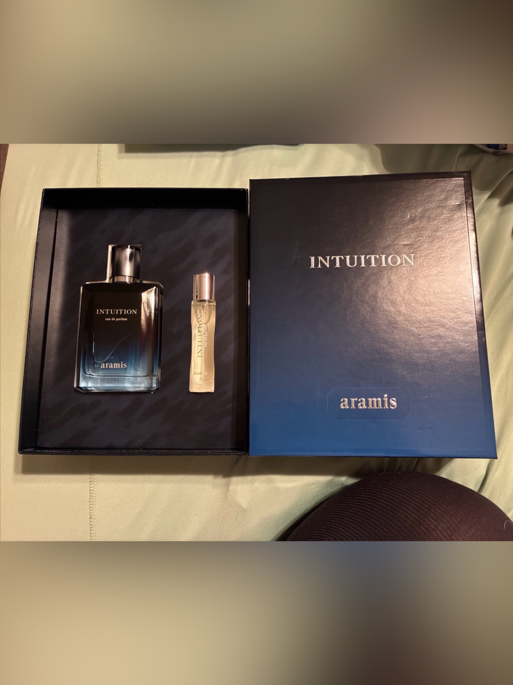 Aramis intuition Eau de Parfum spray gift set 3.4oz